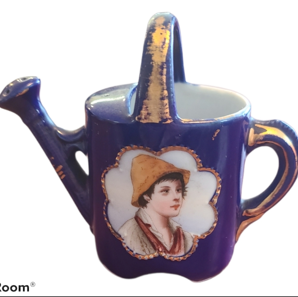 Germany Royal Blue Medallion 2-1/4" Watering Can